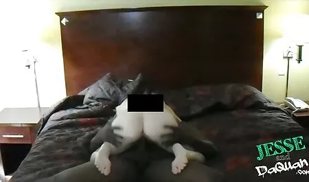 חדירה כפולה סרטי סקס מלאים לצפיה ישירה לכלבה צעירה.