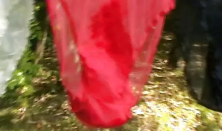 לגמור עירום ולזיין סרטים ארוטים לצפיה ישירה בכוס קום.