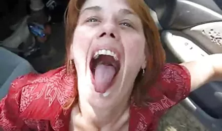 זיון אקראי לשים על צפיה ישירה בסרטי סקס בחורה ספרדית חמודה