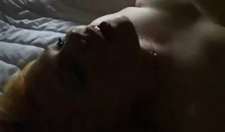 ברונטית עושה מציצה סקסלצפייה באתר הבנייה