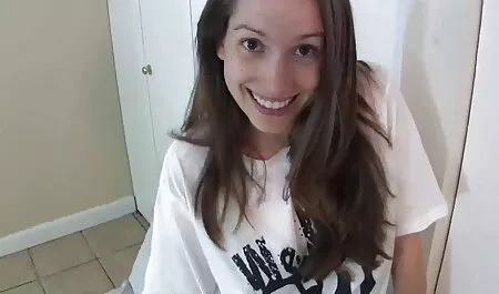 בחורה עם בונגקאם הראתה זין גדול מגומי צפייה ישירה סרטי סקס בתחת