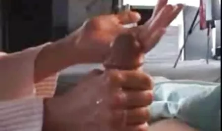 Cums out watch the פורנו לצפייה חינם machine machine with the member in the mouth