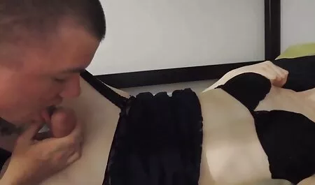 לסביות רועדות באמצע סרטי פורנו לצפיה בחינם החדר בשירותים