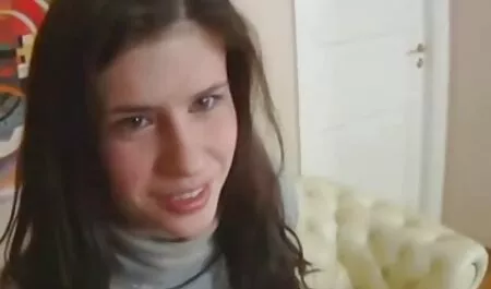 אפרוחים כהים סקס צפיה ישירה חינם מעדיפים ויברטור אנאלי