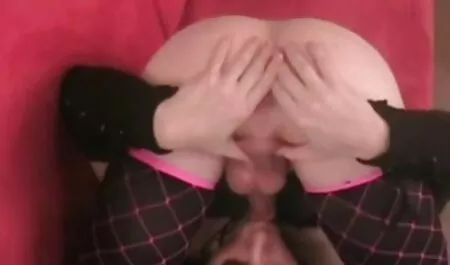 אישה שמנמנה הביאה סרטים לצפייה ישירה בחינם סקס את האורגזמות שלה ע 